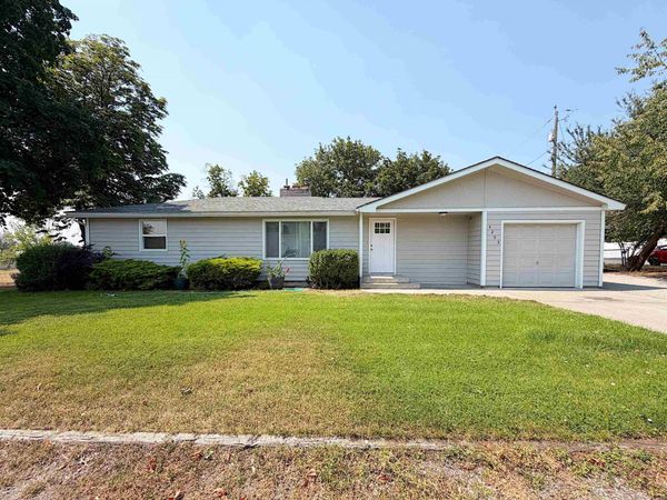4203 N Herald Rd, Spokane, WA 99206