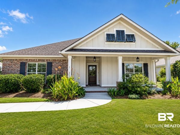 611 Nathaniel Avenue, Fairhope, AL 36532