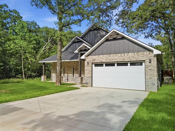 108 Parkside Drive, Trinidad, TX 75163