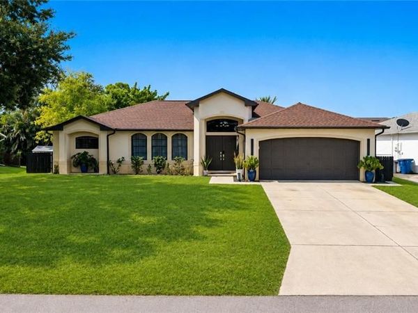 9052 Cypress DR N, FORT MYERS, FL 33967
