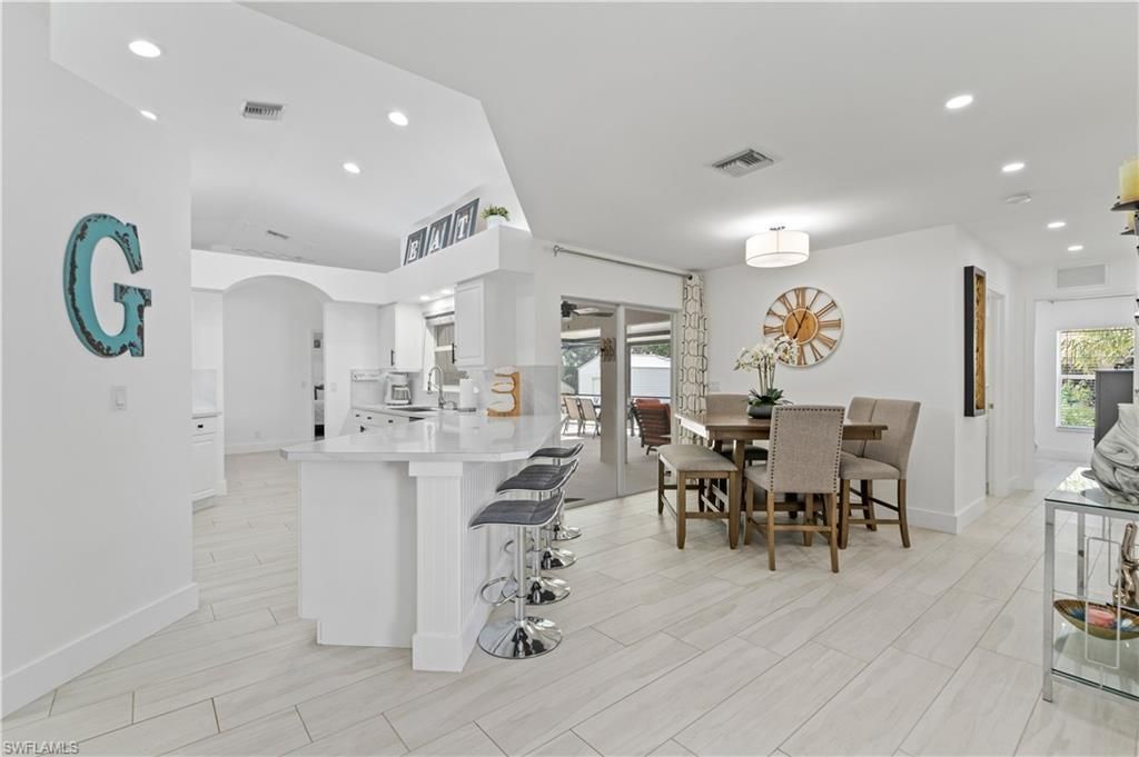 9052 Cypress Dr N, Fort Myers, FL 33967 Photo