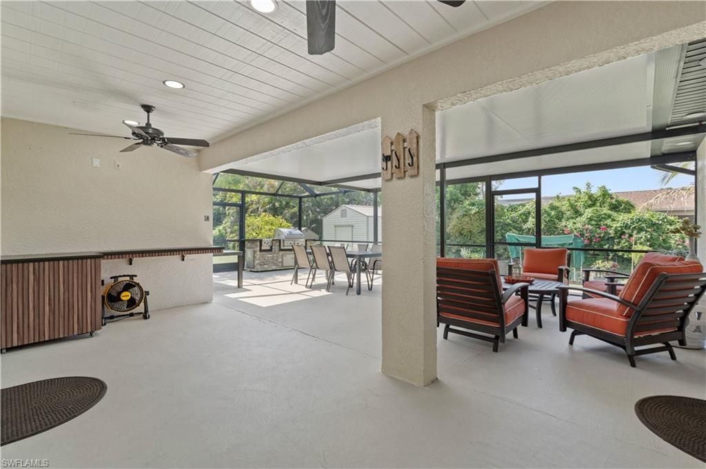 9052 Cypress Dr N, Fort Myers, FL 33967 Photo