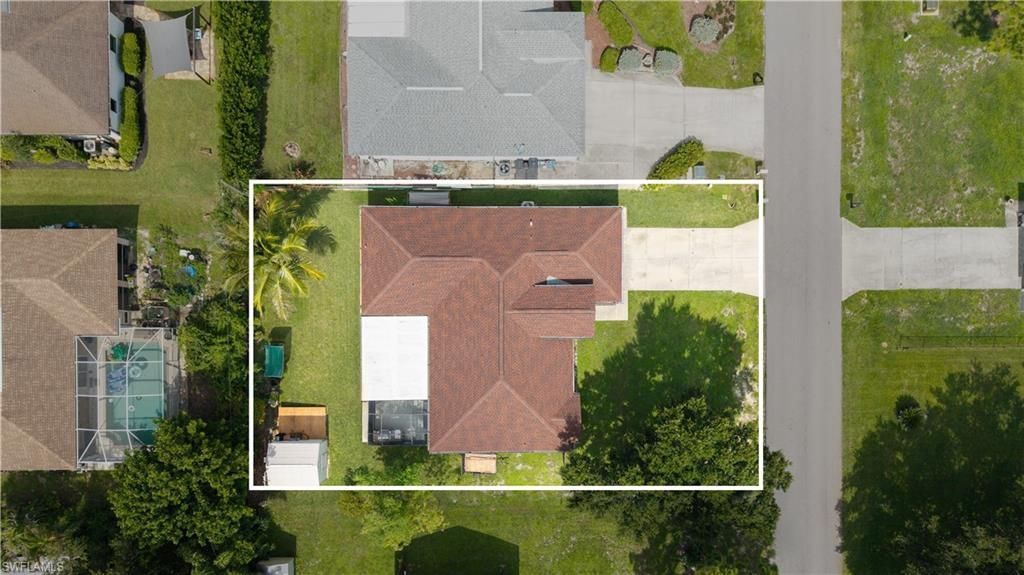 9052 Cypress Dr N, Fort Myers, FL 33967 Photo