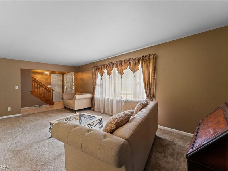 178 Shorehaven Drive, Boardman, OH 44512 Photo 4