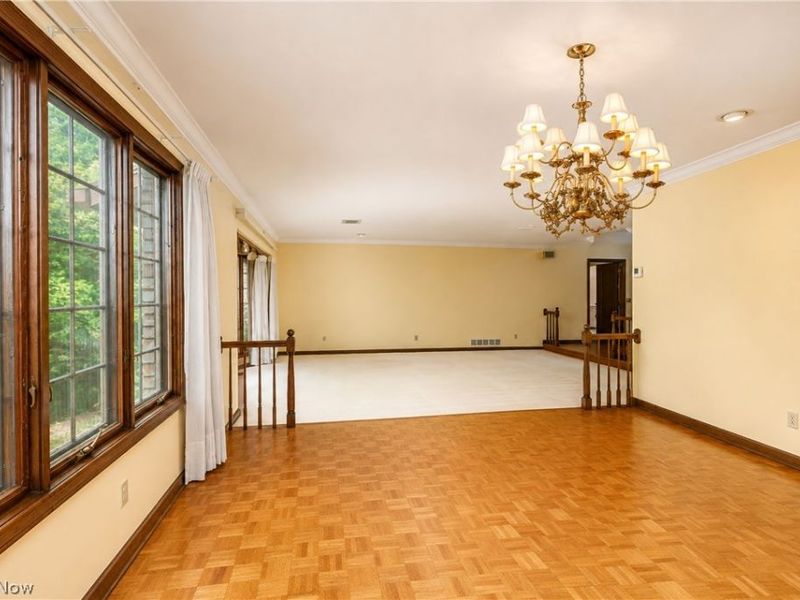 16 S Bentley Drive SE, Canton, OH 44709 Photo 15