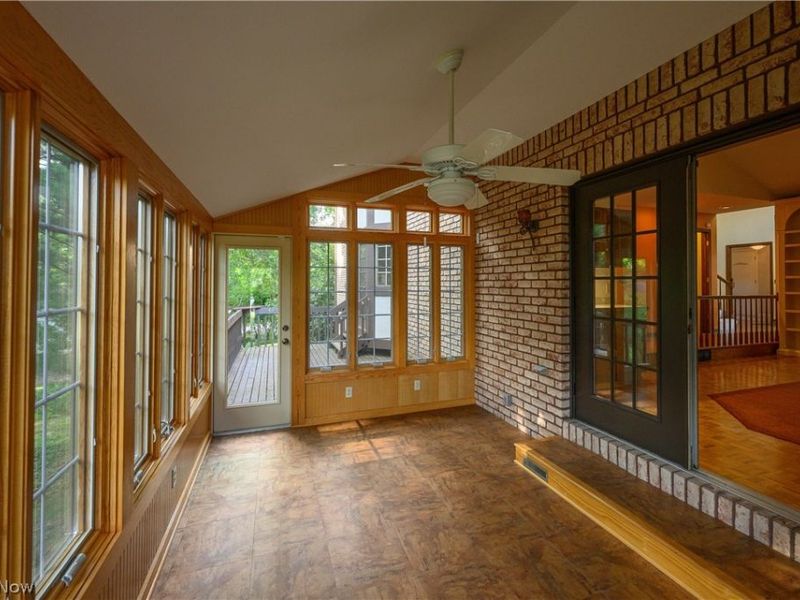 16 S Bentley Drive SE, Canton, OH 44709 Photo 23
