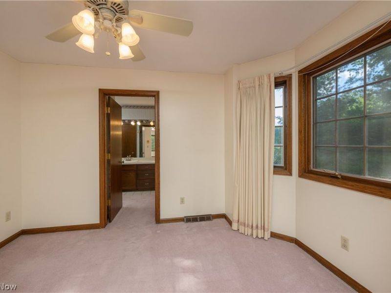 16 S Bentley Drive SE, Canton, OH 44709 Photo 30