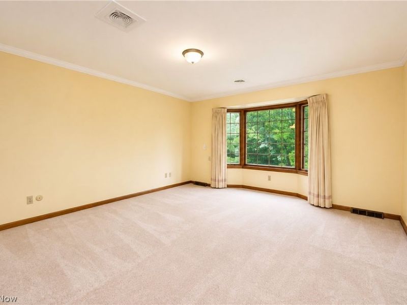 16 S Bentley Drive SE, Canton, OH 44709 Photo 31