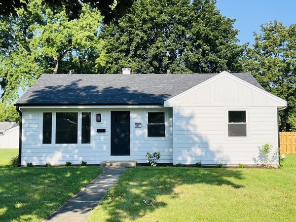 318 N Owen Street, Mount Prospect, IL 60056