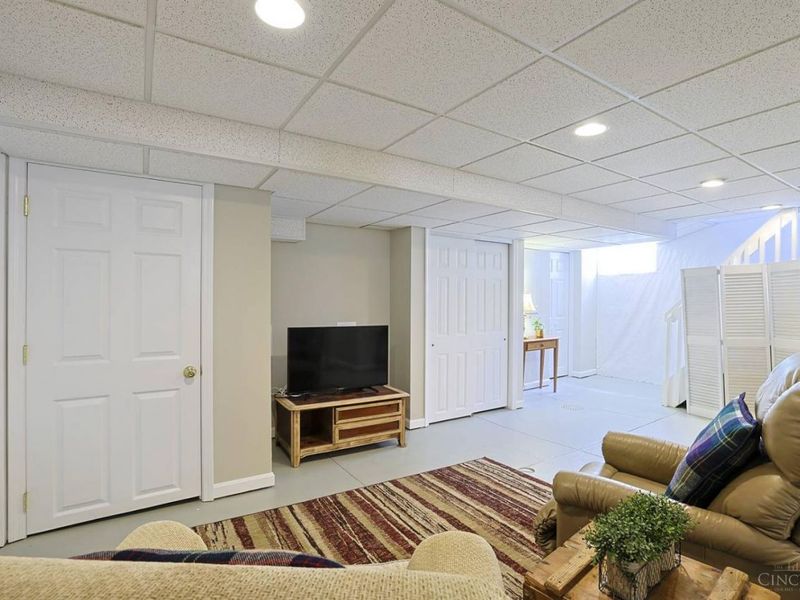 1581 Wittekind Terrace, Cincinnati, OH 45224 Photo 30