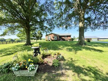 1218 Nevins Station Road, Lawrenceburg, KY 40342