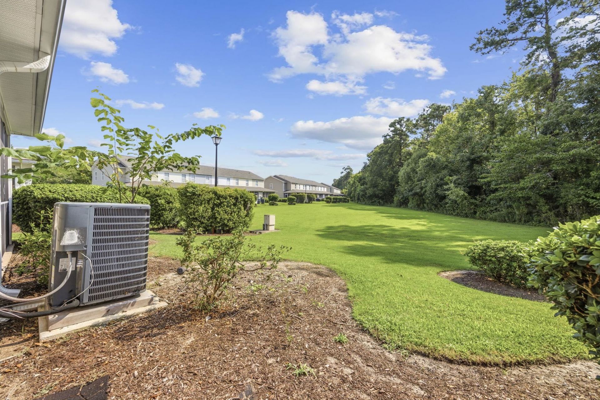 140 Olde Towne Way Photo 32