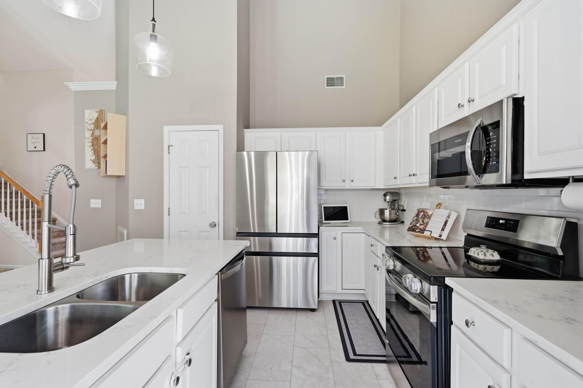 150 Cabrill Drive Photo 10