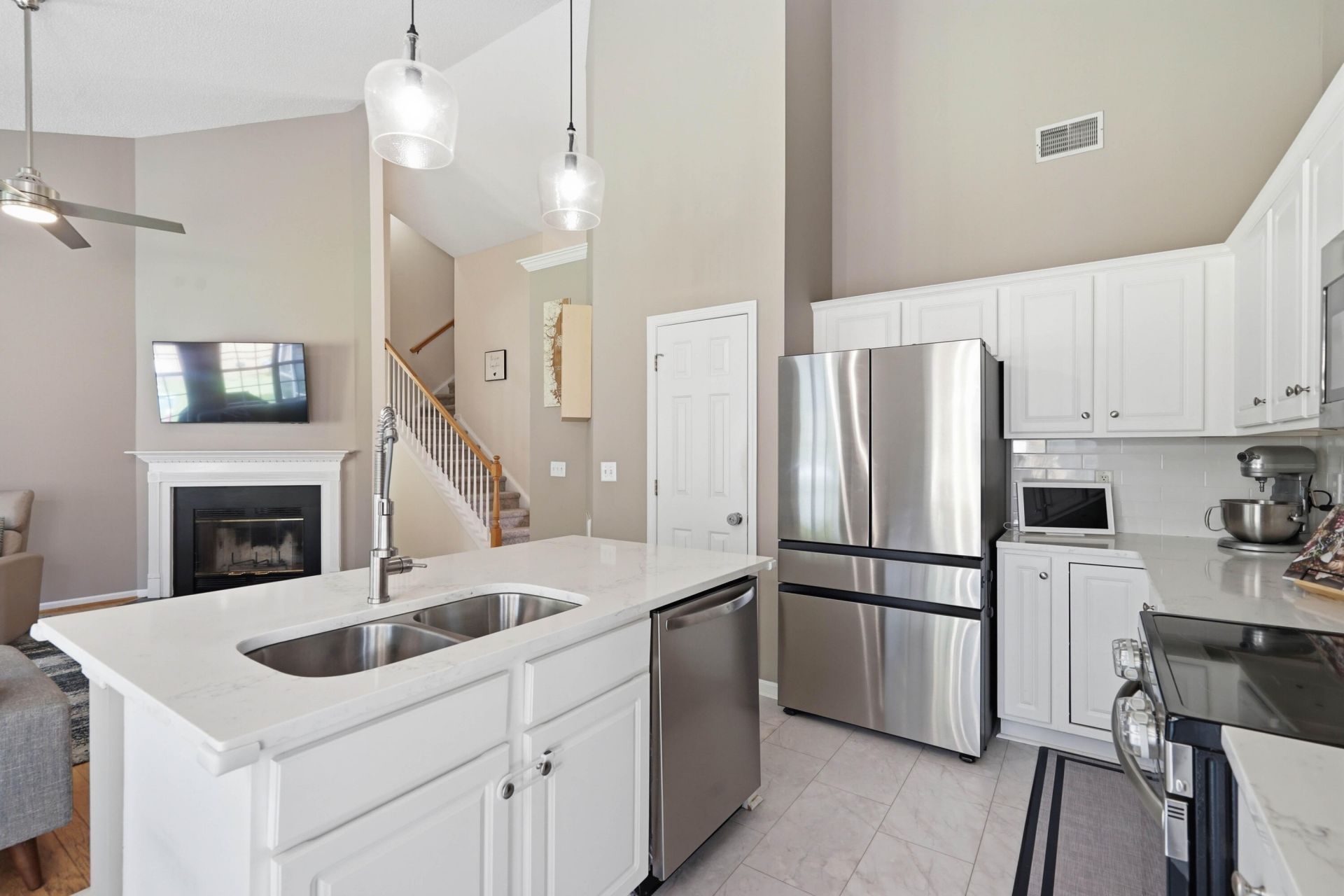 150 Cabrill Drive Photo 11