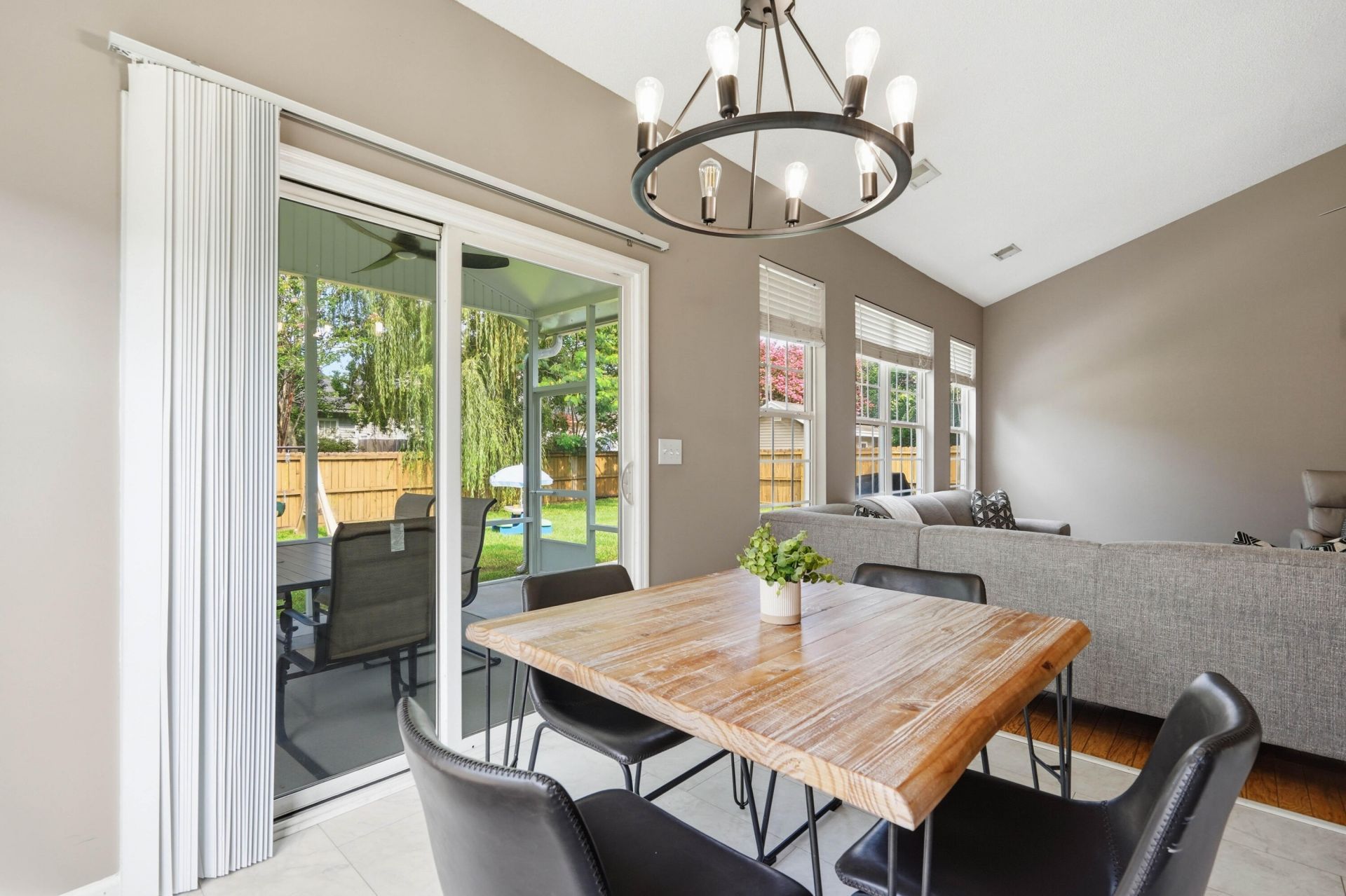 150 Cabrill Drive Photo 16