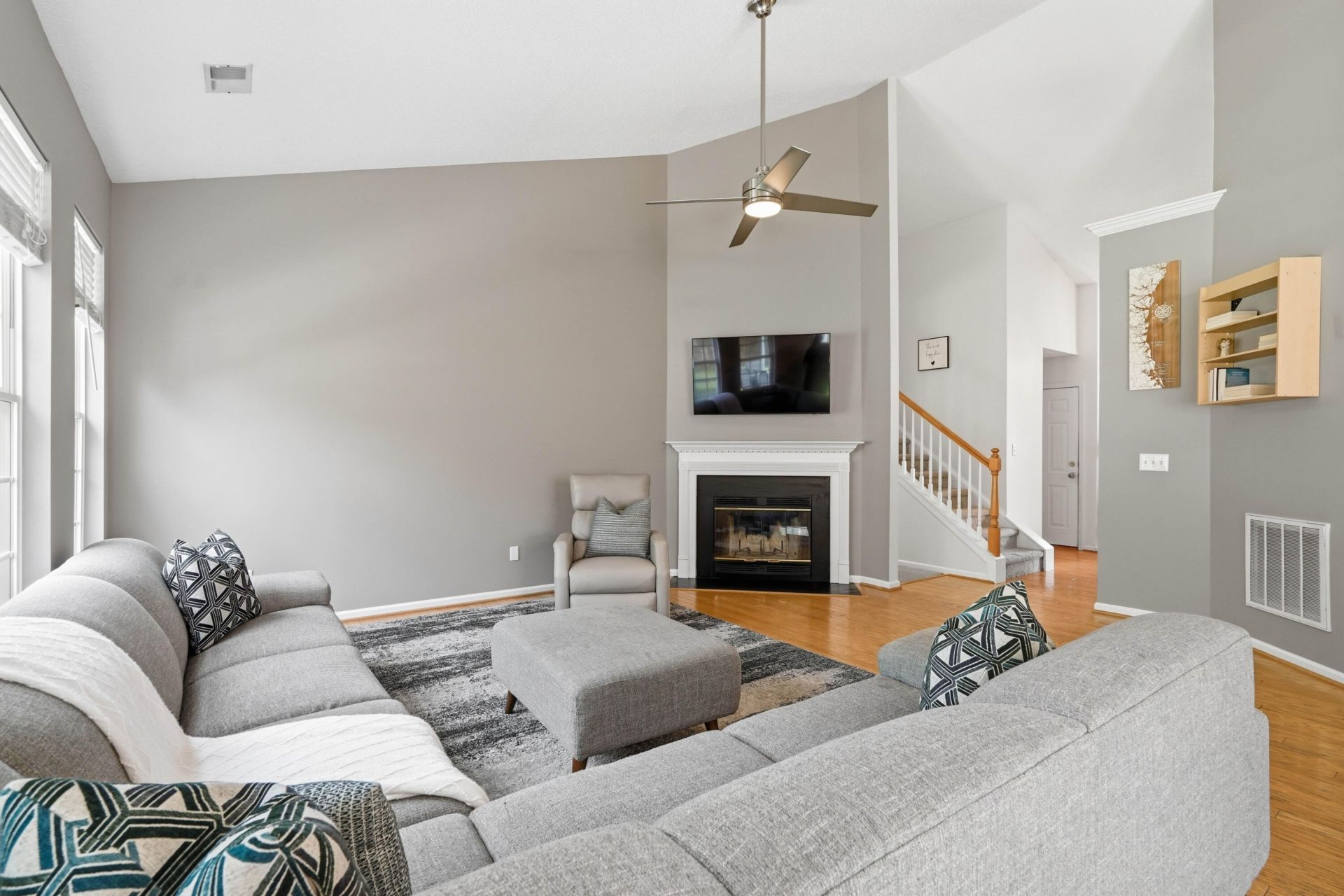 150 Cabrill Drive Photo 19