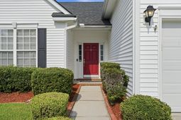150 Cabrill Drive photo 4