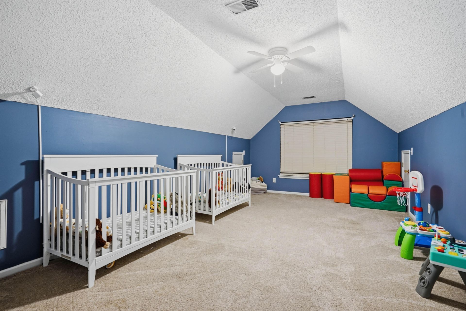 150 Cabrill Drive Photo 33