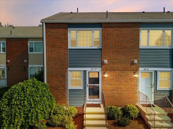 41 Foundry St, Unit 22-5, Easton, MA 02334