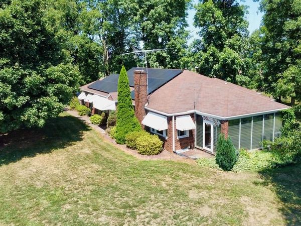 9100 YELLOW CHURCH ROAD, SEVEN VALLEYS, PA 17360
