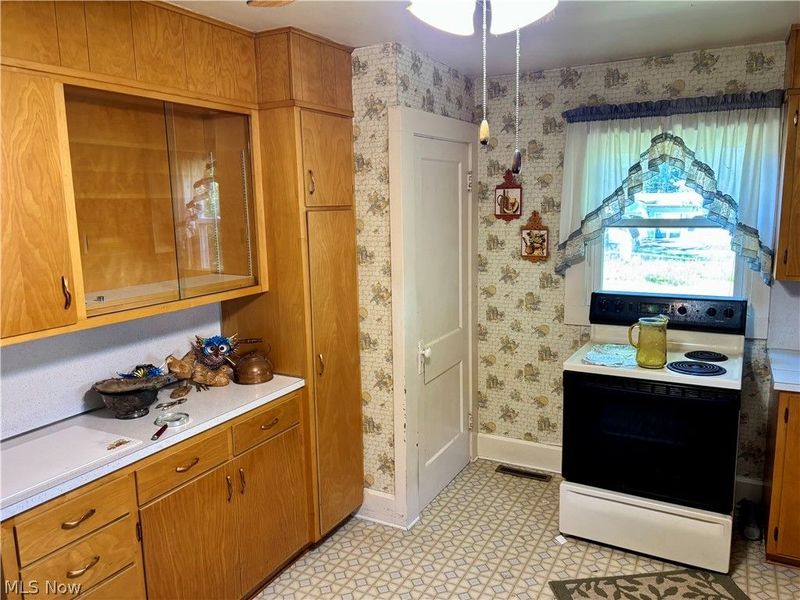 247 North Avenue NE, New Philadelphia, OH 44663 Photo 5
