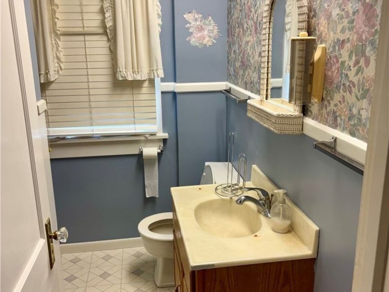 247 North Avenue NE, New Philadelphia, OH 44663 Photo 6