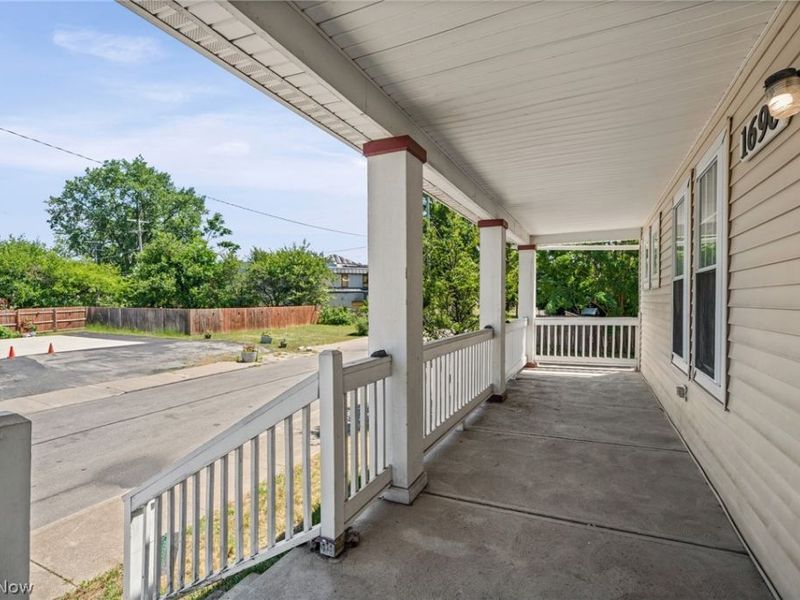 1696 E 85th Street, Cleveland, OH 44106 Photo 8