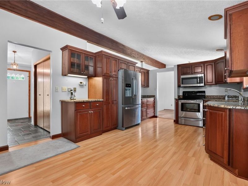 779 Cricket Avenue, Conneaut, OH 44030 Photo 9