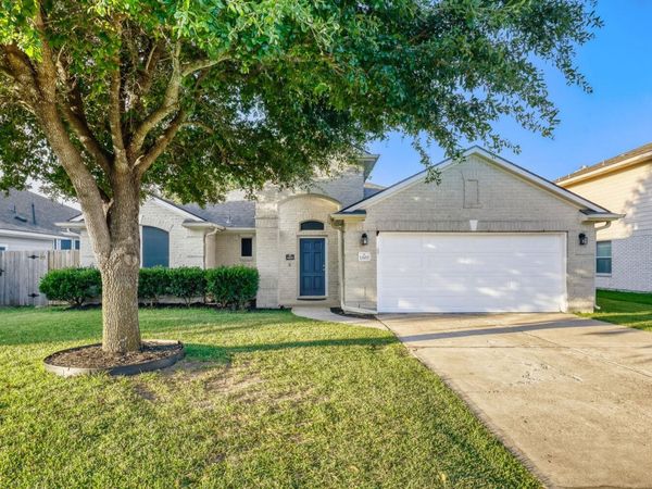 1207 Utopia LN , Hutto, TX 78634