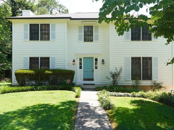 3932 Millwood Lane NW, Lilburn, GA 30047