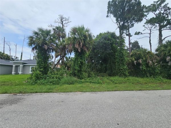 17112 DOYLE AVENUE , PORT CHARLOTTE, FL 33954