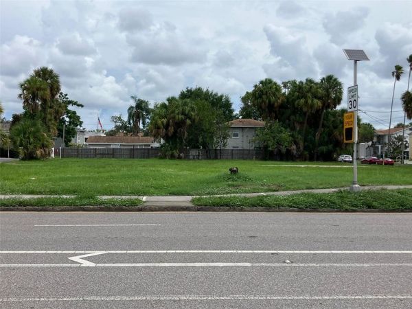 2011 W PLATT STREET , TAMPA, FL 33606