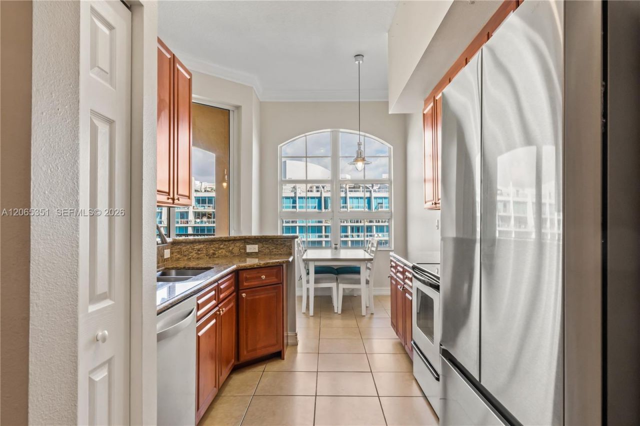 3001 NE 185th St , Unit 707, Aventura, FL 33180 Photo