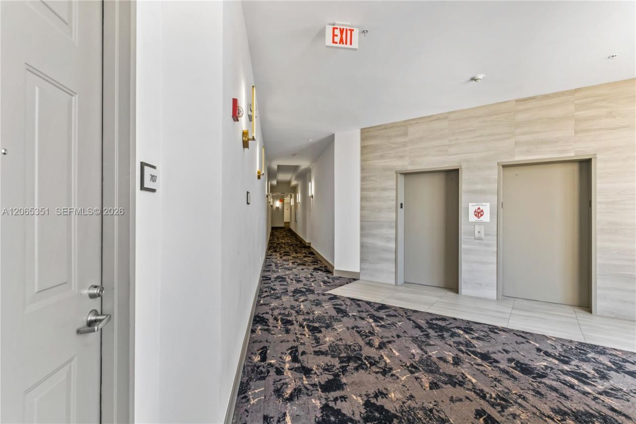 3001 NE 185th St , Unit 707, Aventura, FL 33180 Photo