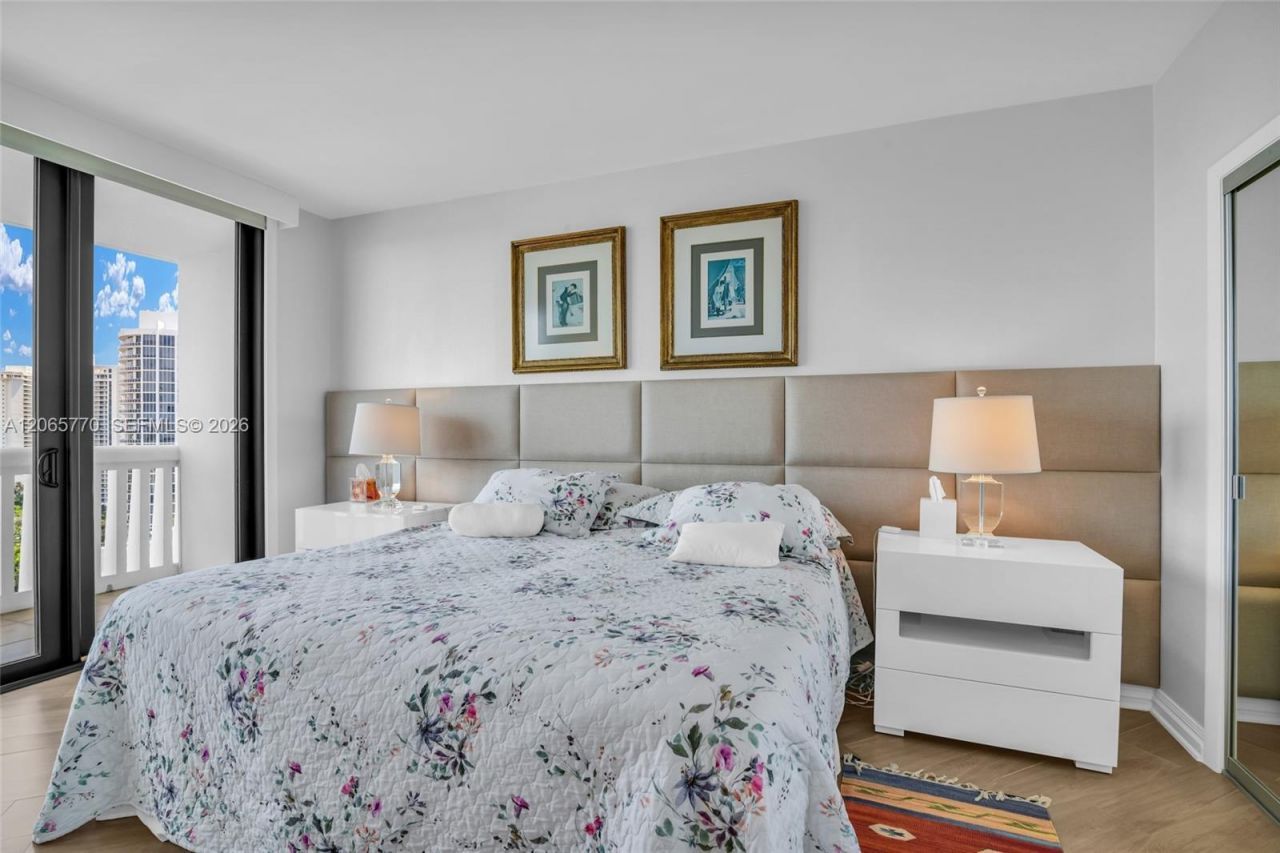 2000 Island Blvd, Unit 2006, Aventura, FL 33160 Photo