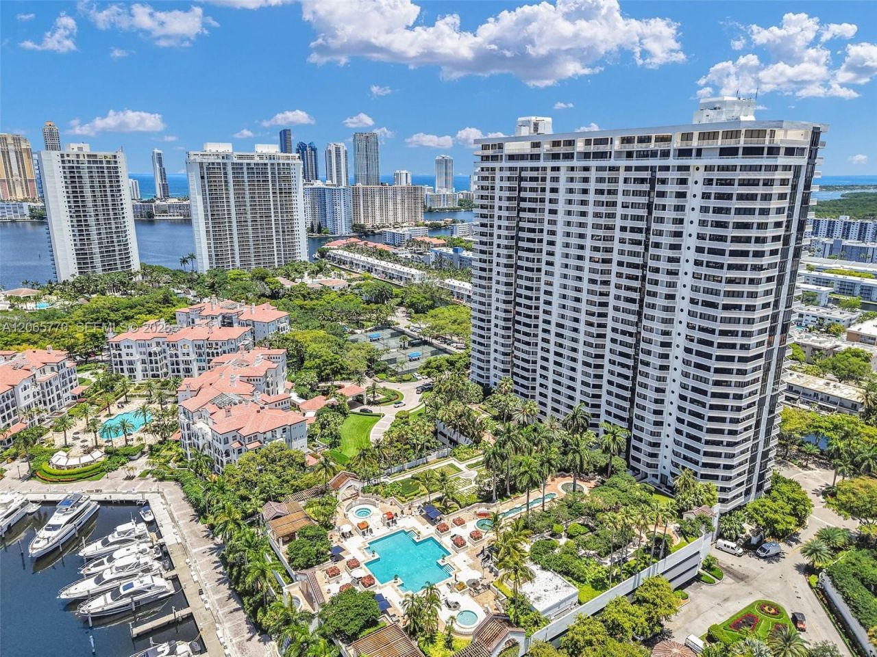 2000 Island Blvd, Unit 2006, Aventura, FL 33160 Photo