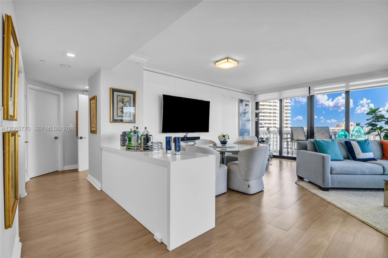 2000 Island Blvd, Unit 2006, Aventura, FL 33160 Photo