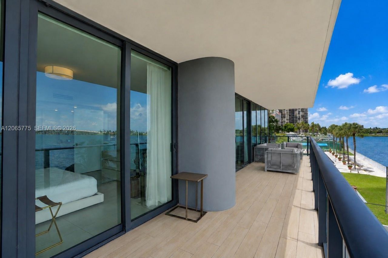 3131 NE 7th Ave, Unit 306, Miami, FL 33137 Photo