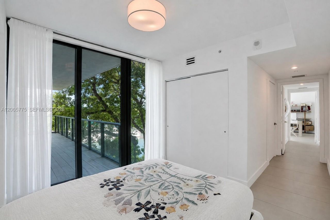 3131 NE 7th Ave, Unit 306, Miami, FL 33137 Photo