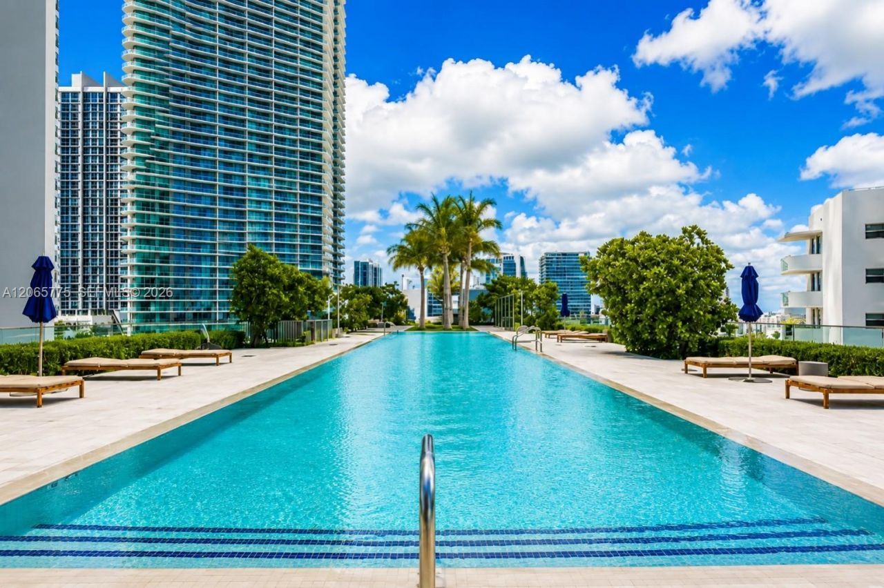 3131 NE 7th Ave, Unit 306, Miami, FL 33137 Photo
