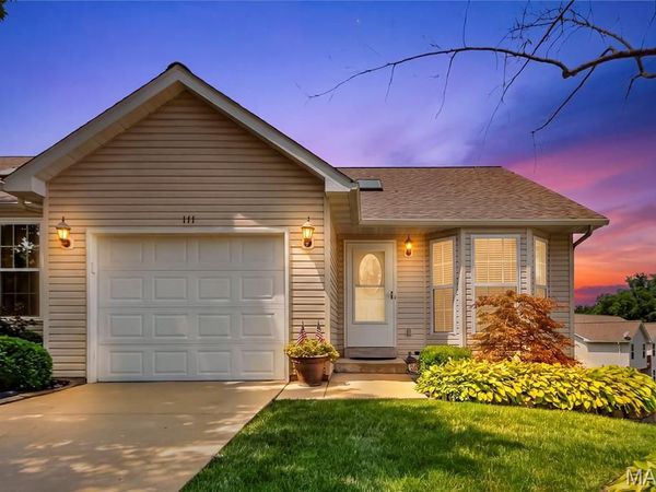 111 Fort Dodge Drive , Wright City, MO 63390