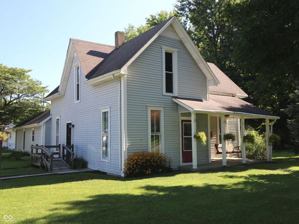 302 E Washington Street , Waynetown, IN 47990