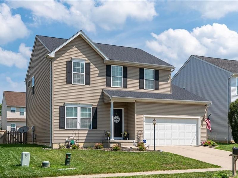 2261 Girard Lane, Troy, OH 45373 Photo 3