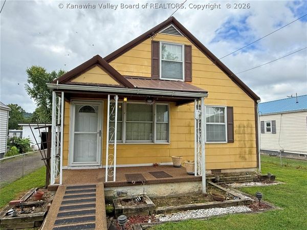 205 Marshall Avenue, Dunbar, WV 25064