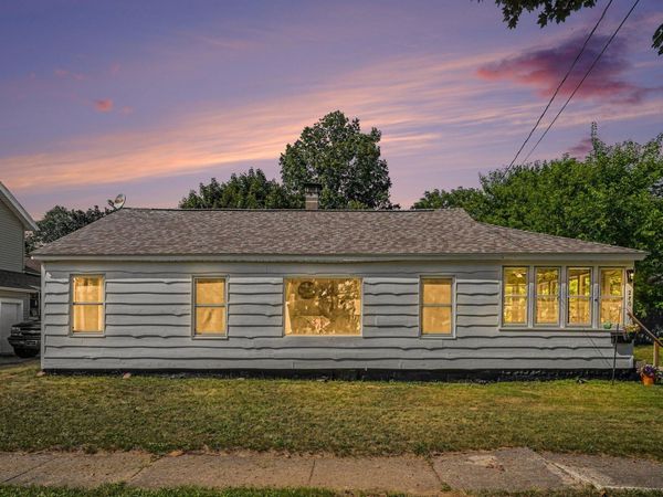 250 W Franklin Street, Otsego, MI 49078