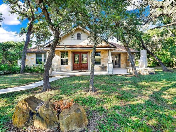 473 County Road 375, San Antonio, TX 78253