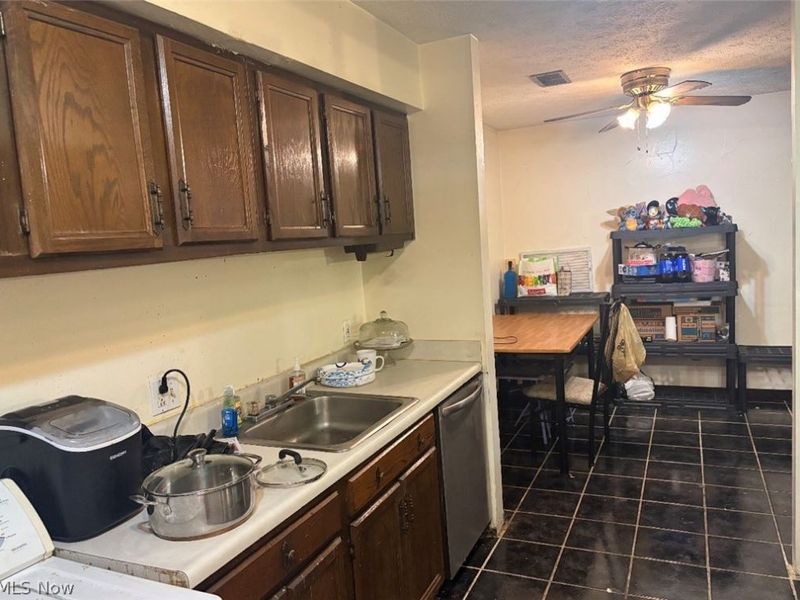300 Canterbury Lane, Unit A26, Medina, OH 44256 Photo 6