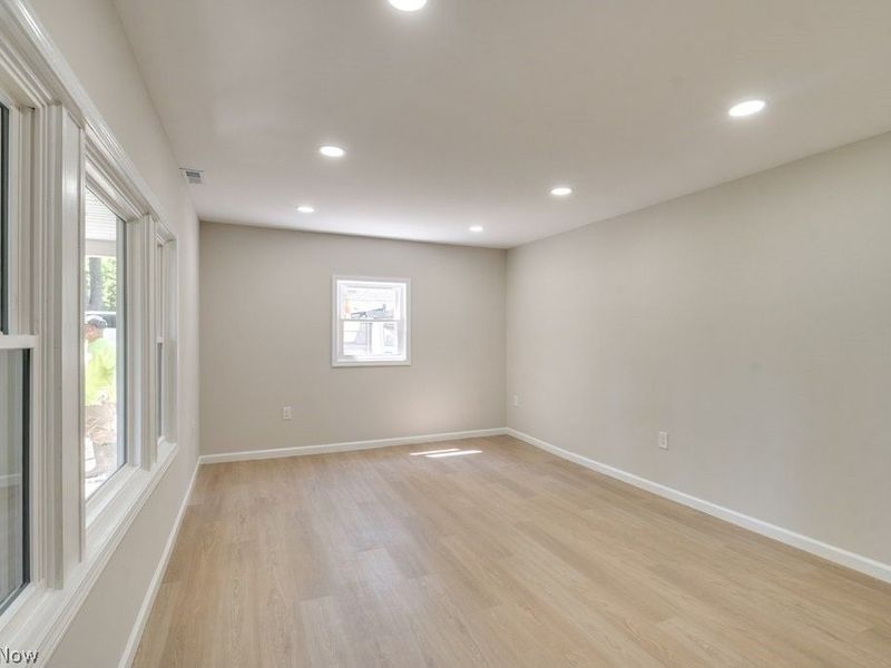 2758 Oak Street, Willoughby Hills, OH 44094 Photo 10