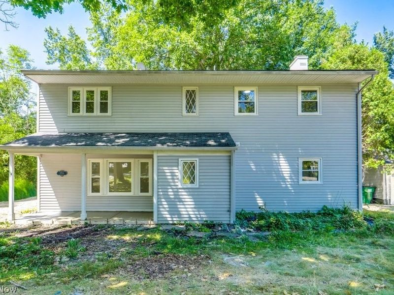 2758 Oak Street, Willoughby Hills, OH 44094 Photo 2