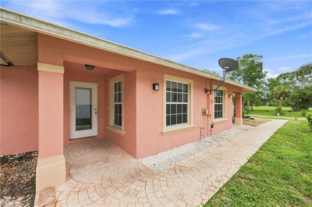 4436/4438 Pine Lake Rd, Bonita Springs, FL 34134 Photo
